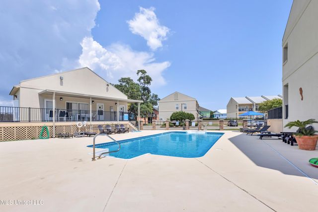 548 W Beach Boulevard, 141, Long Beach, MS 39560