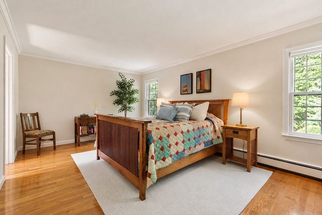 19 Lincoln Dr, Acton, MA 01720