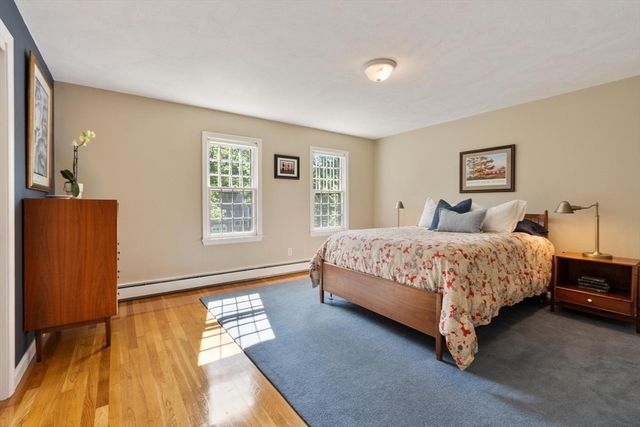 19 Lincoln Dr, Acton, MA 01720