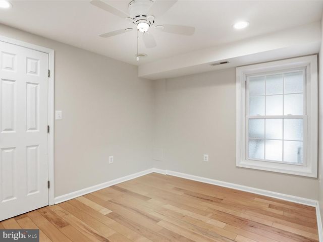 8818 COLD SPRING RD, Potomac, MD 20854