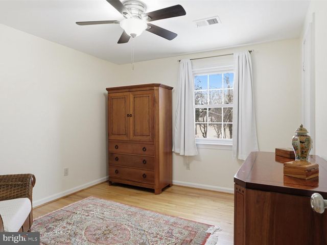 8818 COLD SPRING RD, Potomac, MD 20854