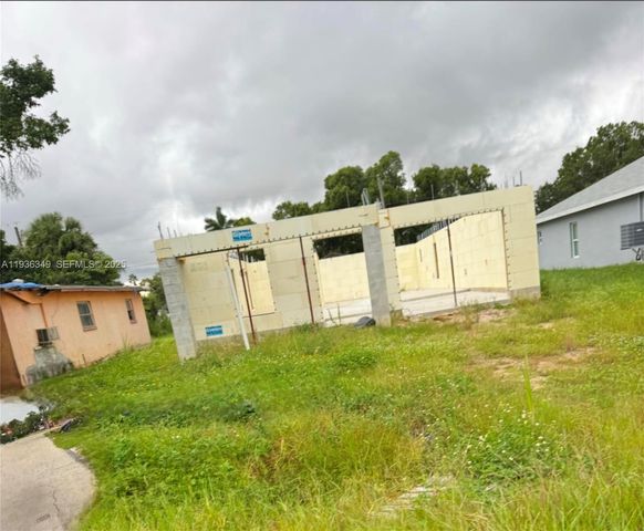 3204 Jeffcott, Other City - In The State Of Florida, FL 33916