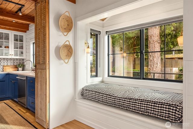 15451 Harvey Road NE, Bainbridge Island, WA 98110