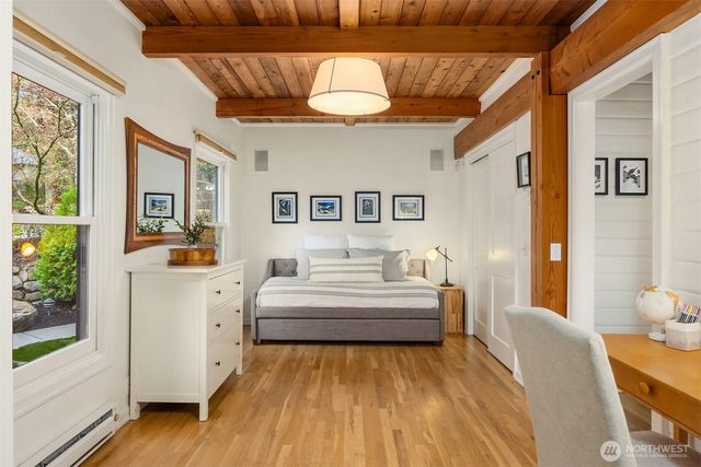 15451 Harvey Road NE, Bainbridge Island, WA 98110