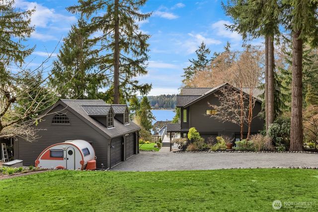 15451 Harvey Road NE, Bainbridge Island, WA 98110