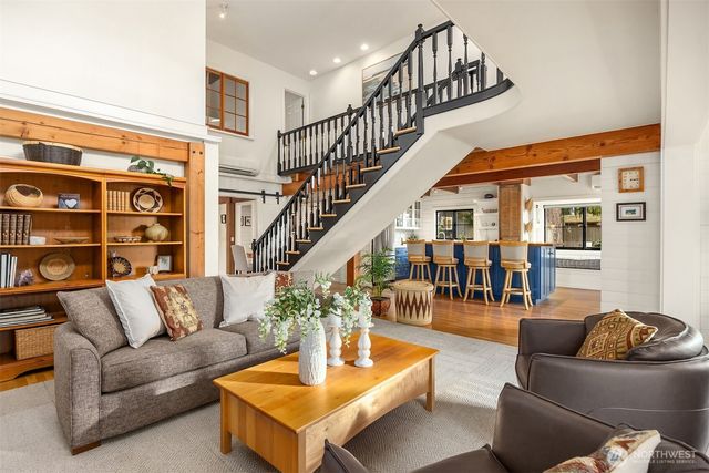 15451 Harvey Road NE, Bainbridge Island, WA 98110