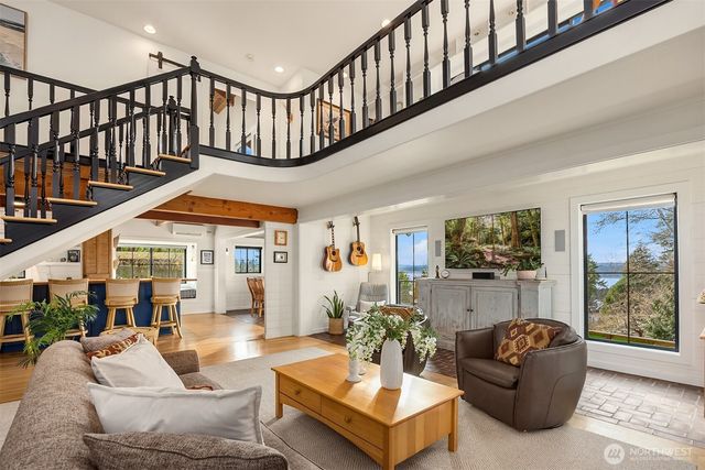 15451 Harvey Road NE, Bainbridge Island, WA 98110