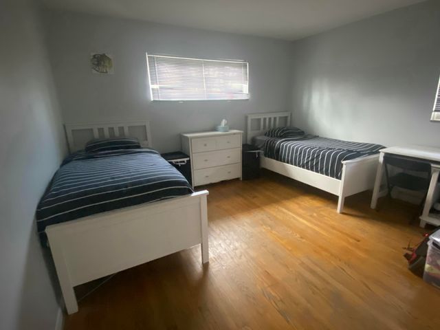 23181 Parklawn Street, Oak Park City, MI 48237