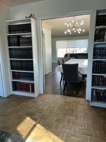 23181 Parklawn Street, Oak Park City, MI 48237
