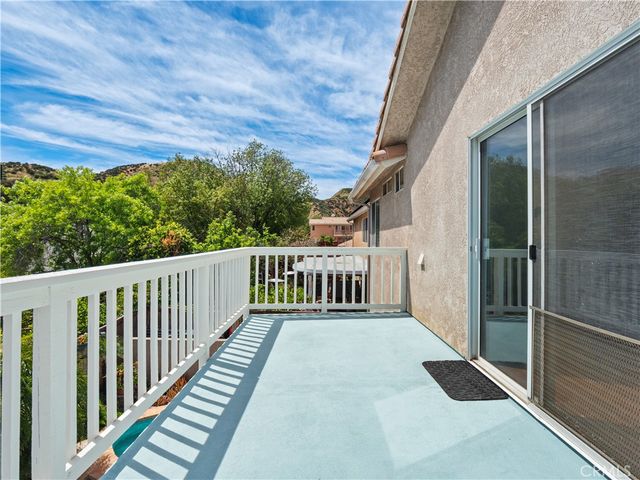 28428 Oak Valley, Castaic, CA 91384