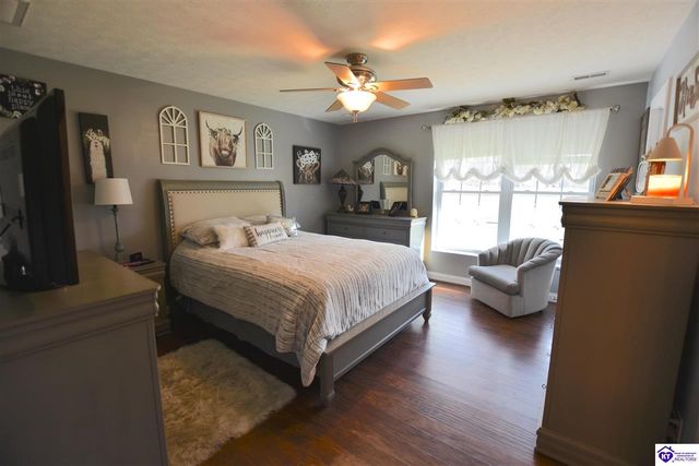 551 Charlemagne Boulevard, Elizabethtown, KY 42701