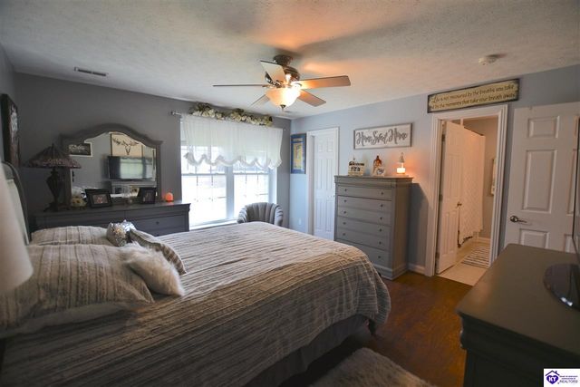 551 Charlemagne Boulevard, Elizabethtown, KY 42701