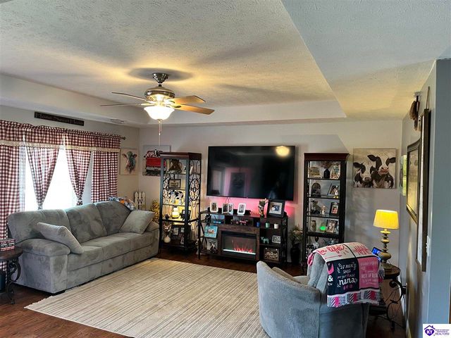 551 Charlemagne Boulevard, Elizabethtown, KY 42701