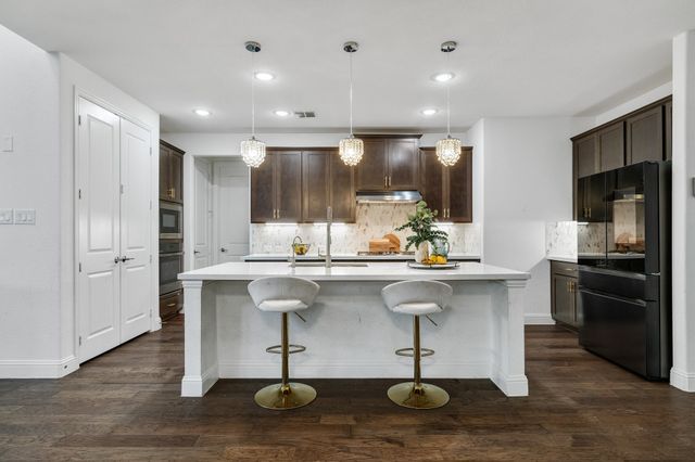 2401 Silver Leaf Drive, Northlake, TX 76226