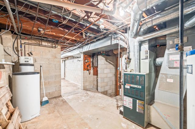 18751 16 Mile Rd, Big Rapids, MI 49307