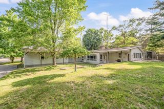 18751 16 Mile Rd, Big Rapids, MI 49307
