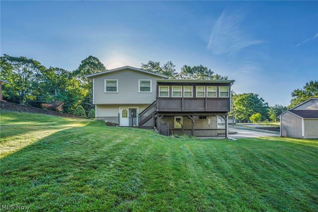 1347 S Polen Avenue, Mogadore, OH 44260