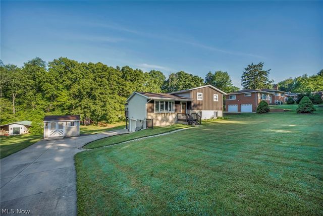 1347 S Polen Avenue, Mogadore, OH 44260