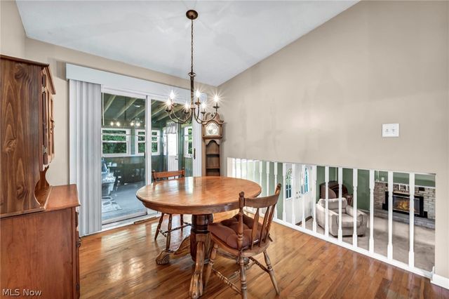 1347 S Polen Avenue, Mogadore, OH 44260