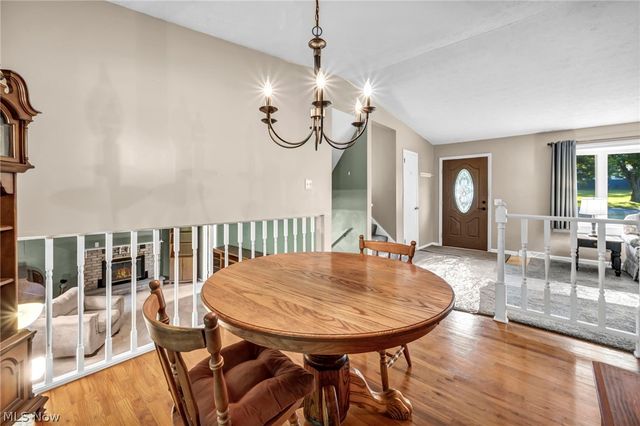 1347 S Polen Avenue, Mogadore, OH 44260