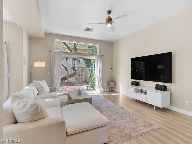 9201 Eagle Ridge Drive, Las Vegas, NV 89134