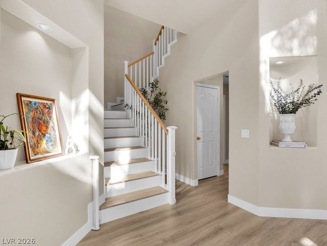 9201 Eagle Ridge Drive, Las Vegas, NV 89134