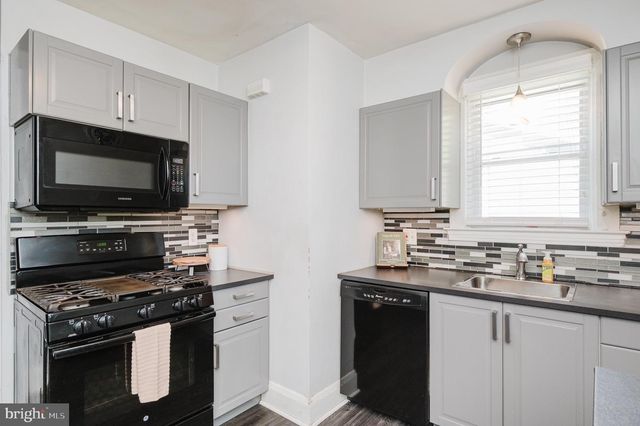 3022 ROSELAWN AVE, Baltimore, MD 21214