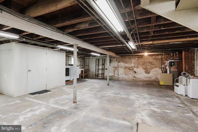 3022 ROSELAWN AVE, Baltimore, MD 21214