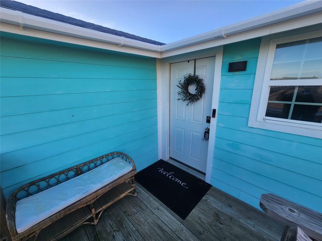 1061 N Sage Road, Port Bolivar, TX 77650