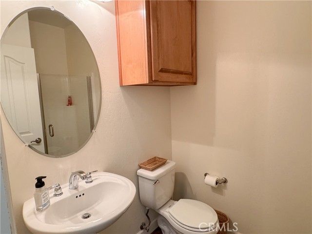 8302 Allyn Bacon, Bakersfield, CA 93311