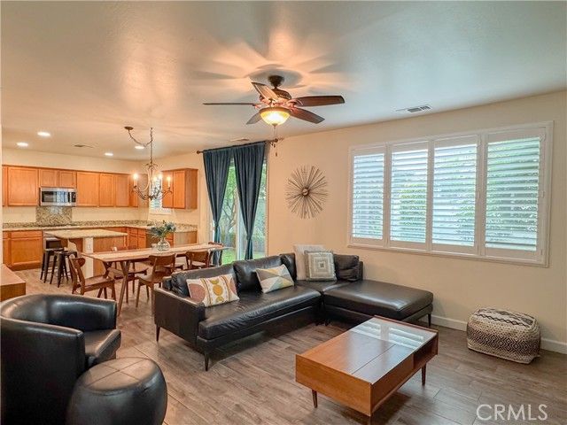 8302 Allyn Bacon, Bakersfield, CA 93311