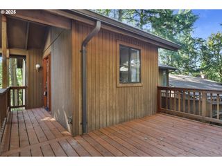 2757 KISMET Way, Eugene, OR 97405