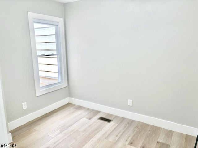 181 Washington St, Trenton City, NJ 08611