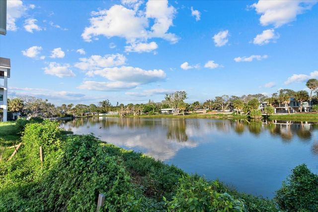 6901 BOCHI CIRCLE, Sarasota, FL 34242