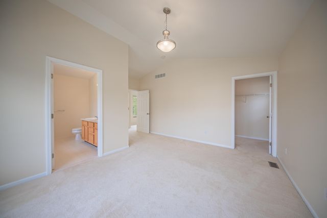 8671 Lilly Drive, Ypsilanti, MI 48197