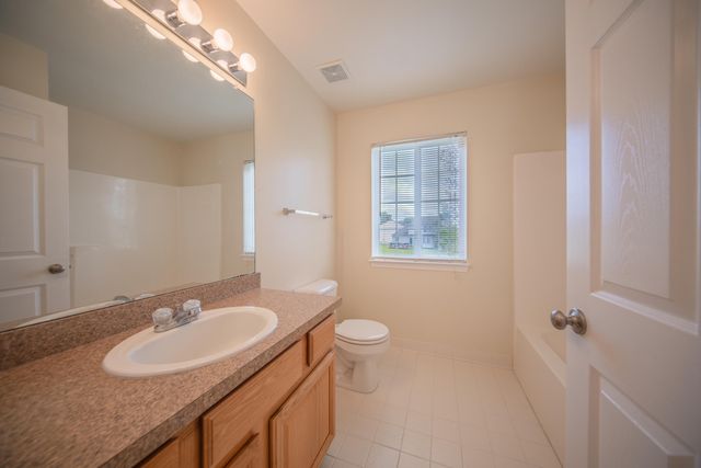 8671 Lilly Drive, Ypsilanti, MI 48197