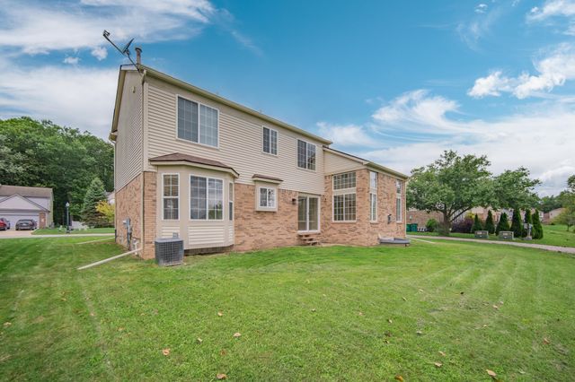 8671 Lilly Drive, Ypsilanti, MI 48197