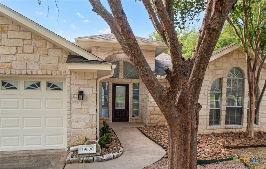 Image 3 of property listing at 29000 Colonial Drive, Georgetown, TX 78628