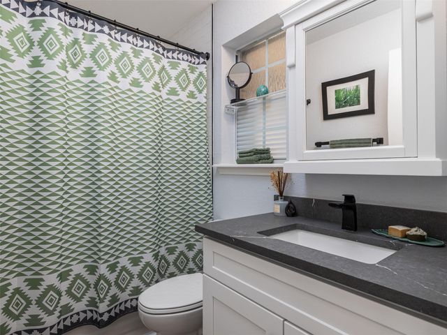 1310 Cedar Crest DR, Cedar Park, TX 78613