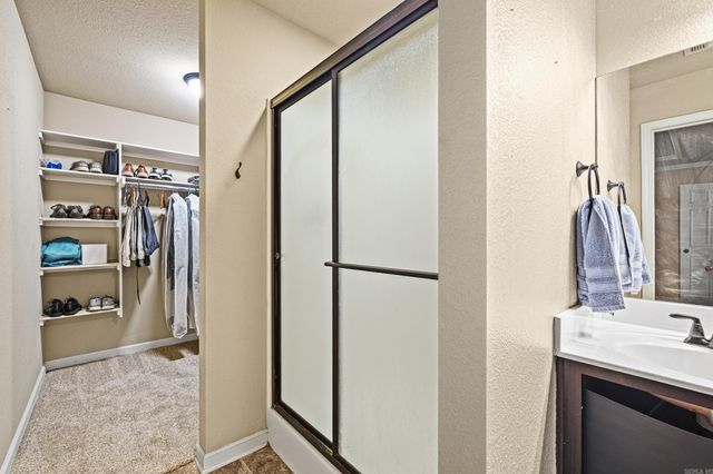 15 Darlington Drive, Cabot, AR 72023