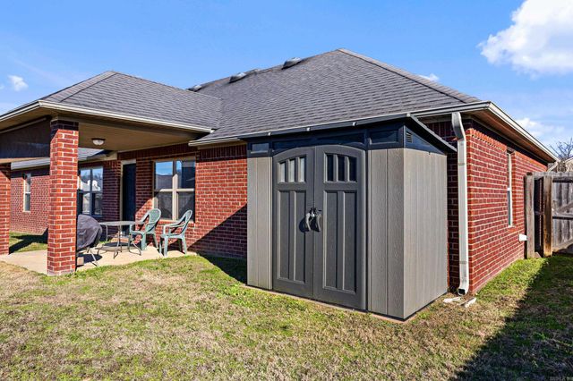 15 Darlington Drive, Cabot, AR 72023