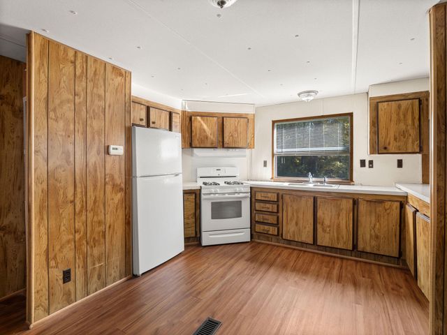 332 Belview Ln, Leesville, LA 71446