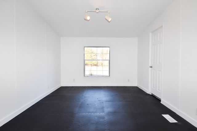 635 Celsor Rd, Hartsville, TN 37074