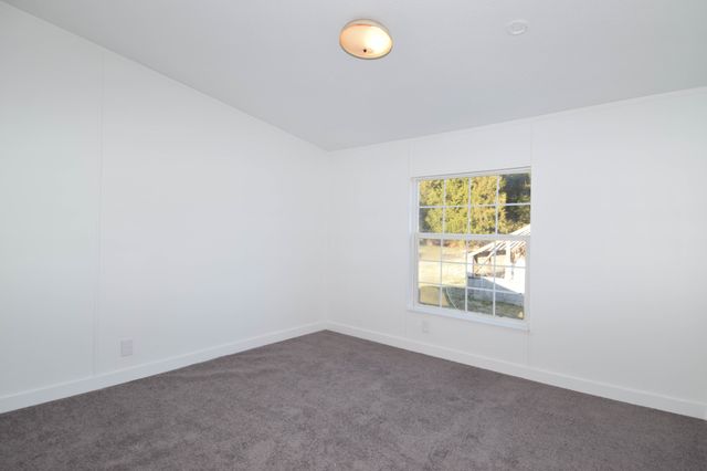 635 Celsor Rd, Hartsville, TN 37074