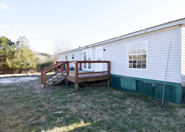 635 Celsor Rd, Hartsville, TN 37074