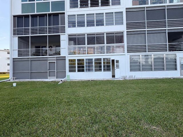 1019 Newport G, Deerfield Beach, FL 33442