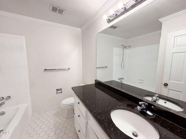 204 Boulder Bluff Trail, Chapel Hill, NC 27516