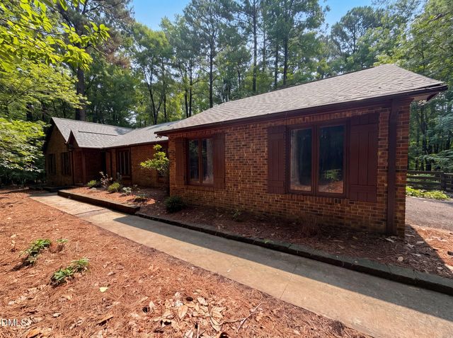 204 Boulder Bluff Trail, Chapel Hill, NC 27516