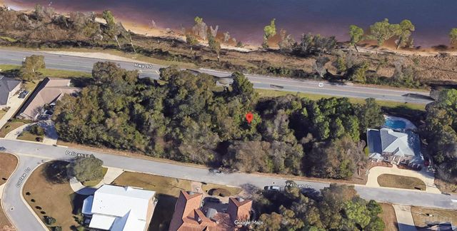 3060 Pelican Ln, Pensacola, FL 32514