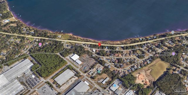 3060 Pelican Ln, Pensacola, FL 32514